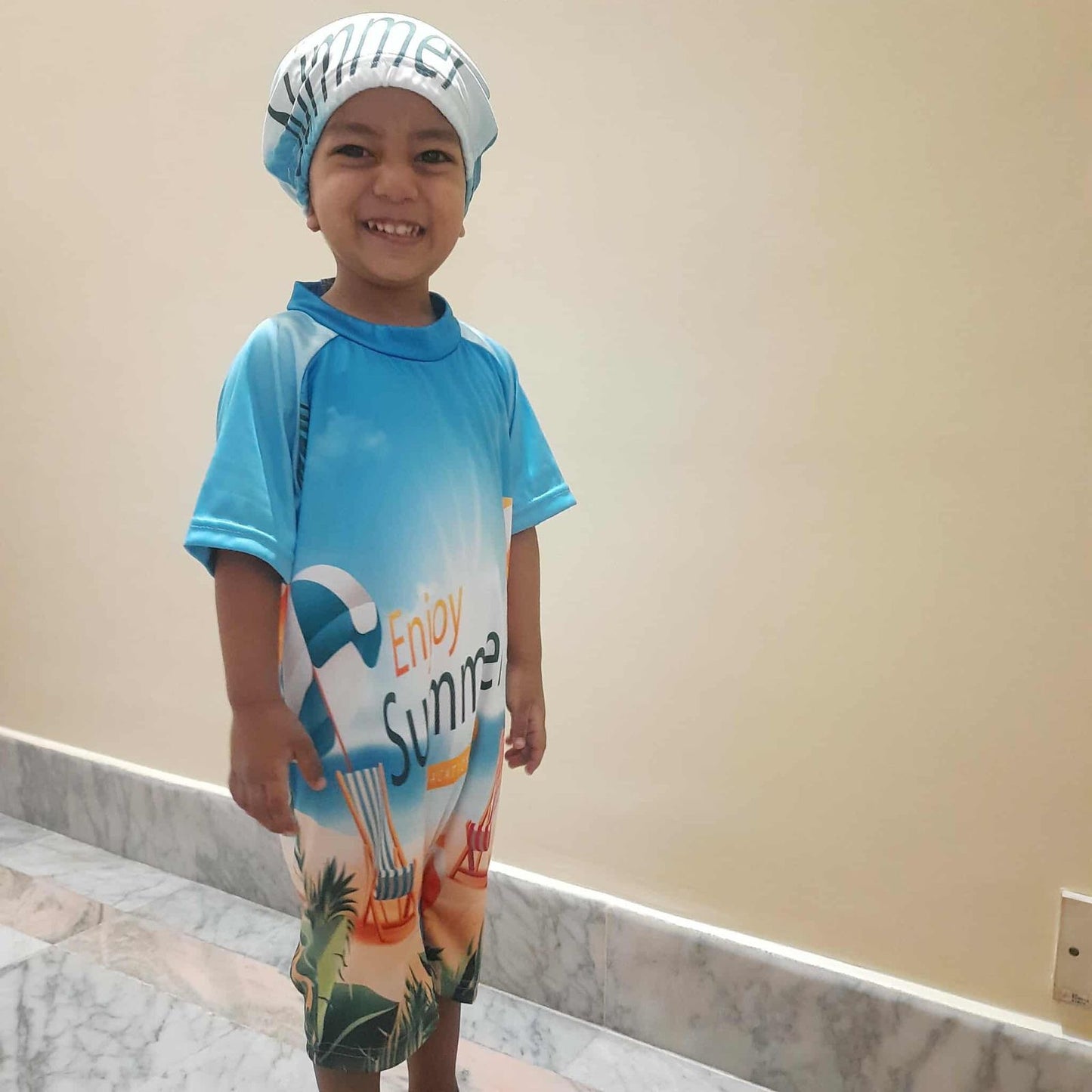 ENJOY SUMMER BOYS SWIMMINGSUIT WITH CAP