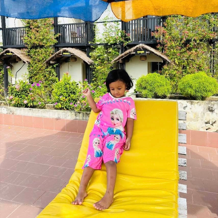 FROZEN KIDS TOP BOTTOM SET WITH CAP (COTTON MATERIAL 1Y TO 12Y)